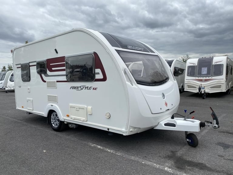 2014 SWIFT FREESTYLE SE S2 TOURING CARAVAN