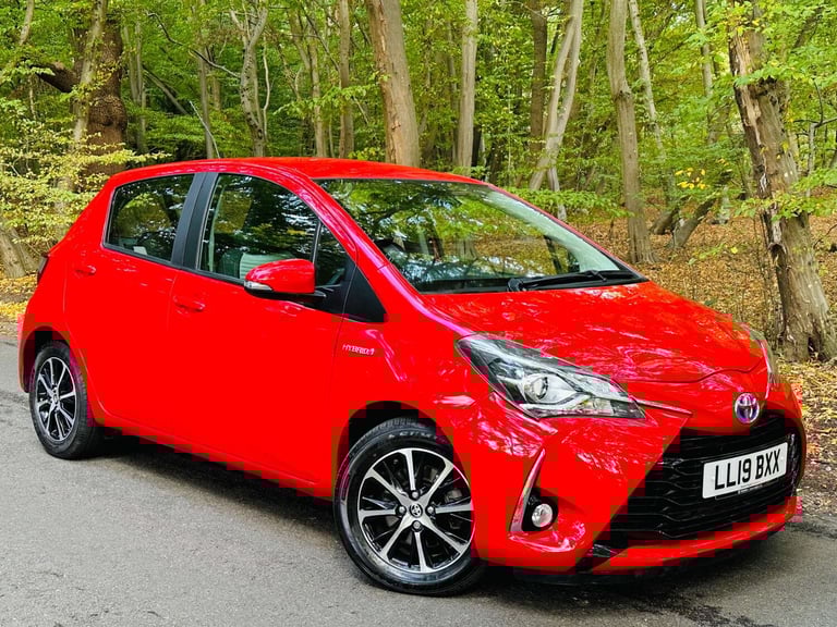 2019 Toyota Yaris 1.5 Yaris Icon Tech VVT-i HEV CVT 5dr Hatchback Hybrid Automatic