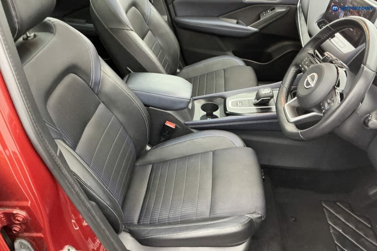 2022 Nissan Qashqai 1.3 DiG-T MH 158 Tekna 5dr Xtronic HATCHBACK PETROL Automatic