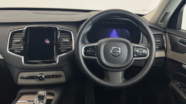 2023 Volvo XC90 Plus, B5 AWD mild hybrid, Diesel, Dark, 7 Seats (Panoramic Sunroof, BLIS) Estate ...