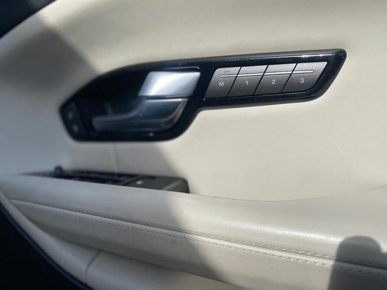 2018 Land Rover Range Rover Evoque 2.0 Si4 HSE Dynamic SUV 5dr Petrol Auto 4WD Euro 6 (s/s) (240 ...