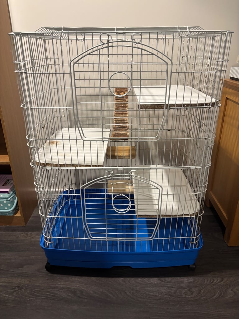 Extra large animal cage with wheels - suitable for rats, chinchillas, degus or ferrets