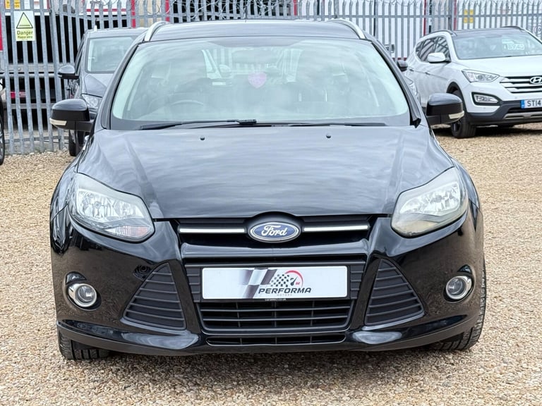 2012 Ford Focus 1.6 TDCi Zetec Euro 5 (s/s) 5dr ESTATE Diesel Manual
