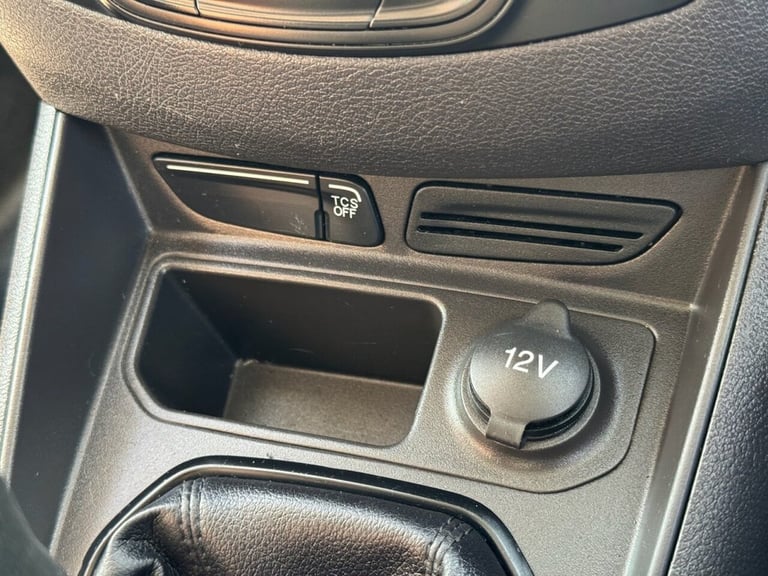 2018 Ford Transit Courier 1.5 TDCi Panel Van 5dr Diesel Manual L1 Euro 6 (75 ps) PANEL VAN Diesel...