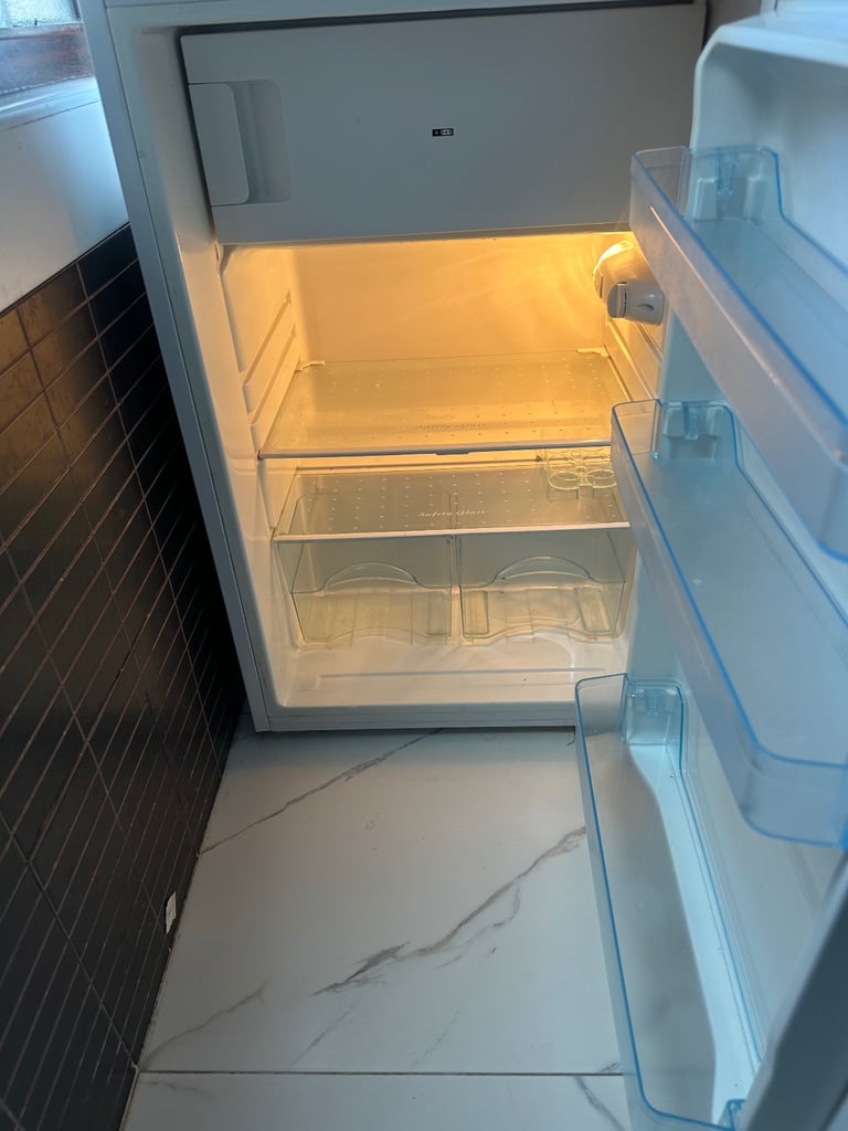 Luton Studio Flat LU1 5PY