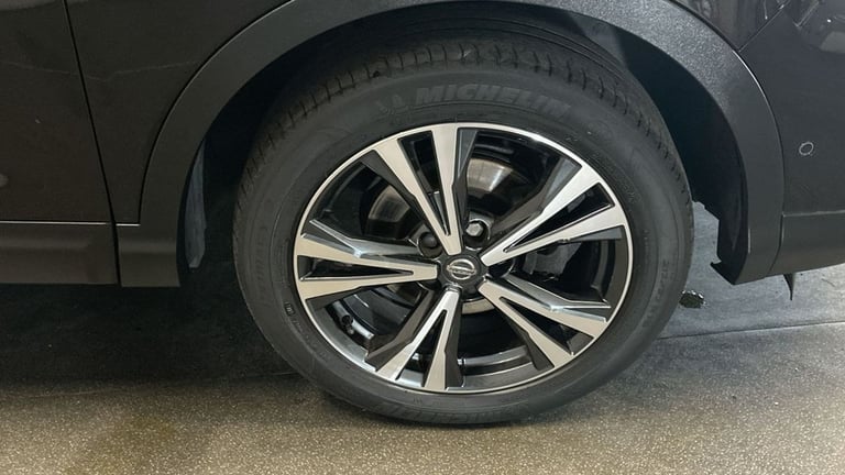 2019 68 NISSAN QASHQAI 1.3 DIG-T N-CONNECTA SUV 5DR PETROL MANUAL EURO 6 (S/S) (