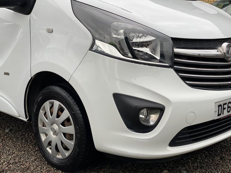 2014 Vauxhall Vivaro WITH SOLAR-ROCK &amp; ROLL-HOB-SINK VAN CONVERSION Diesel Manual