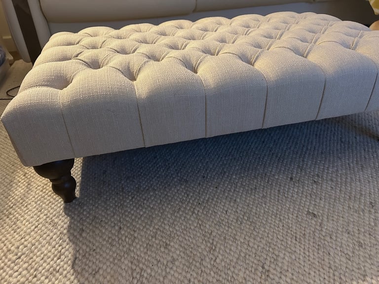 Foot stool/Coffee table