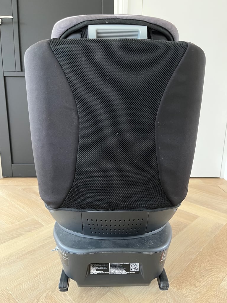 Joie Spin 360 Car Seat with Isofix
