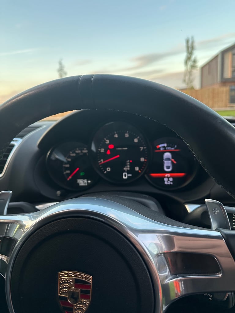 Porsche, CAYMAN, Coupe, 2014, Semi-Auto, 2706 (cc), 2 doors