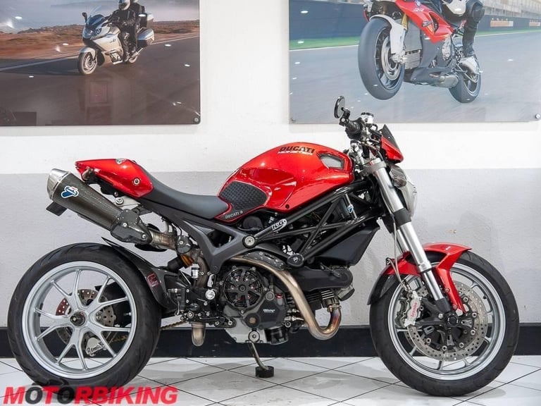2009 (09) Ducati Monster 1100 - Rare Bordeaux red and loaded with extras!!