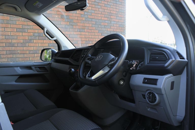 2022 Volkswagen Transporter 2.0 TDI T30 Highline FWD LWB Euro 6 (s/s) 5dr PANEL VAN Diesel Manual