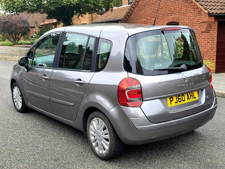 RENAULT GRAND MODUS 1.6 AUTO 