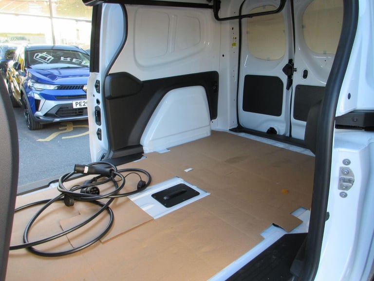 2025 Renault Kangoo LL21 E-Tech advance rc panel van MY24 PANEL VAN Electric Automatic