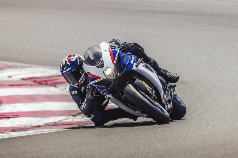 2026 new GSX-R1000R 40th Anniversary model. It's back! Price to be announced.