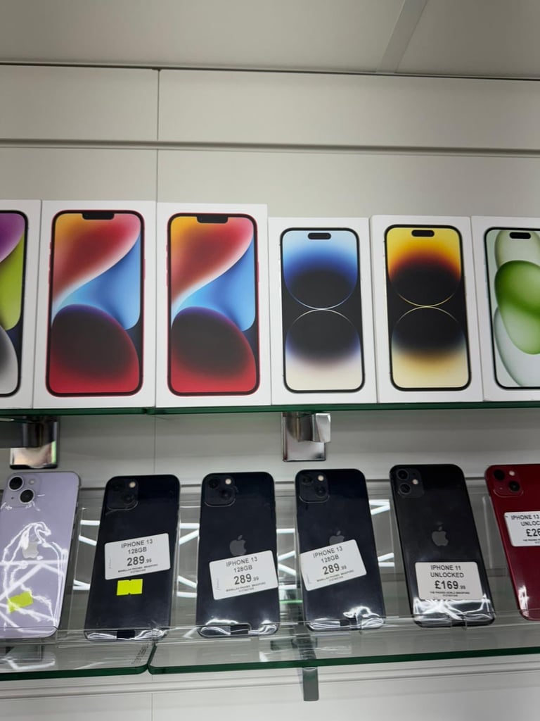 image for iPhone 14 Pro LIKE NEW BOXED