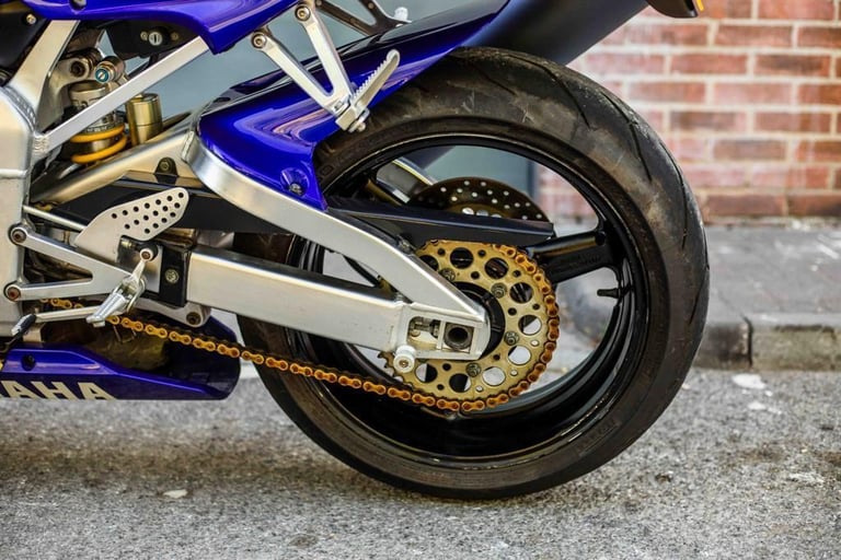 Yamaha YZF-R1 ORIGINAL ! LOW MILES ! COLLECTOR