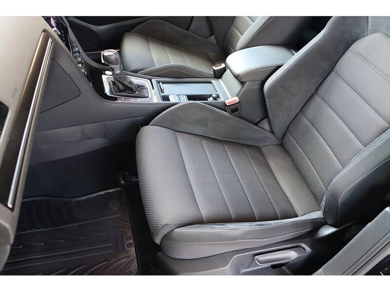 2019 Volkswagen Golf 2.0 TSI R Estate 5dr Petrol DSG 4Motion Euro 6 (s/s) (300 ps) Estate Petrol ...