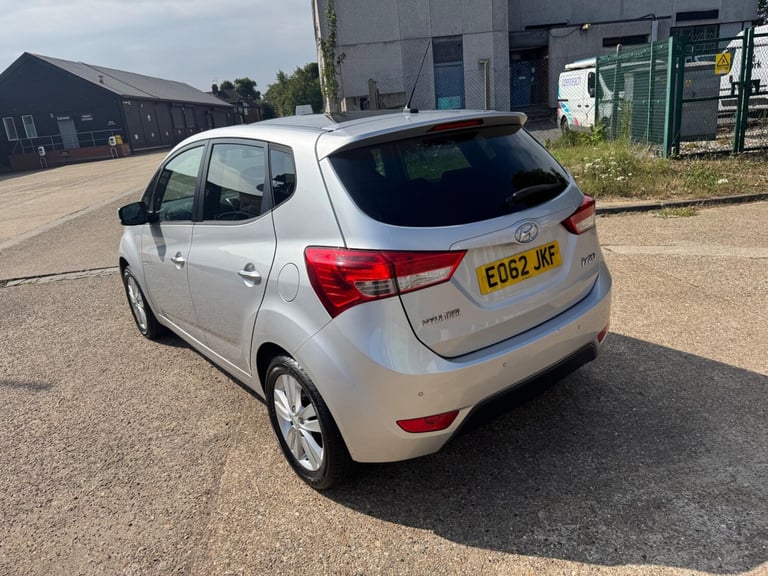 2012 Hyundai Ix20 1.6 Style Auto Euro 5 5dr MPV Petrol Automatic