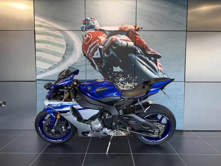 2016 Yamaha YZF-R1 – Excellent Condition, Low Mileage