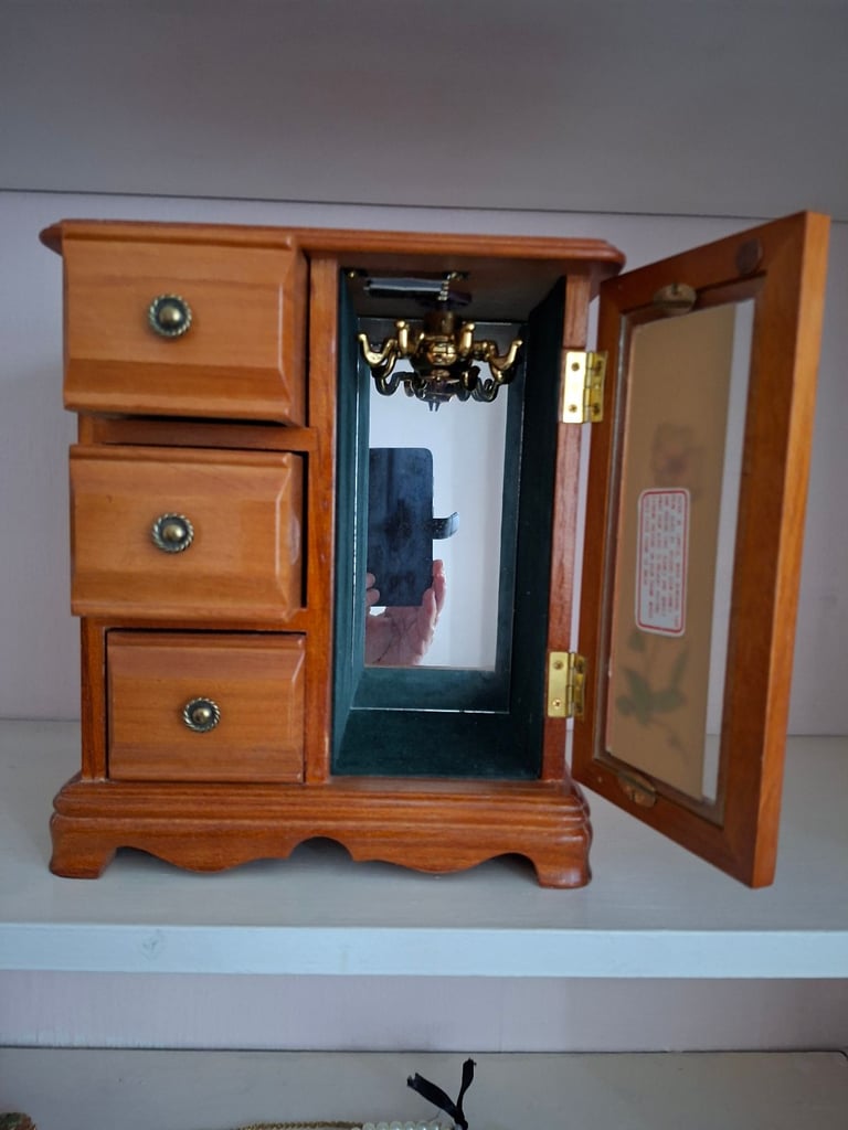 Jewellery Box, Cabinet, Boxed