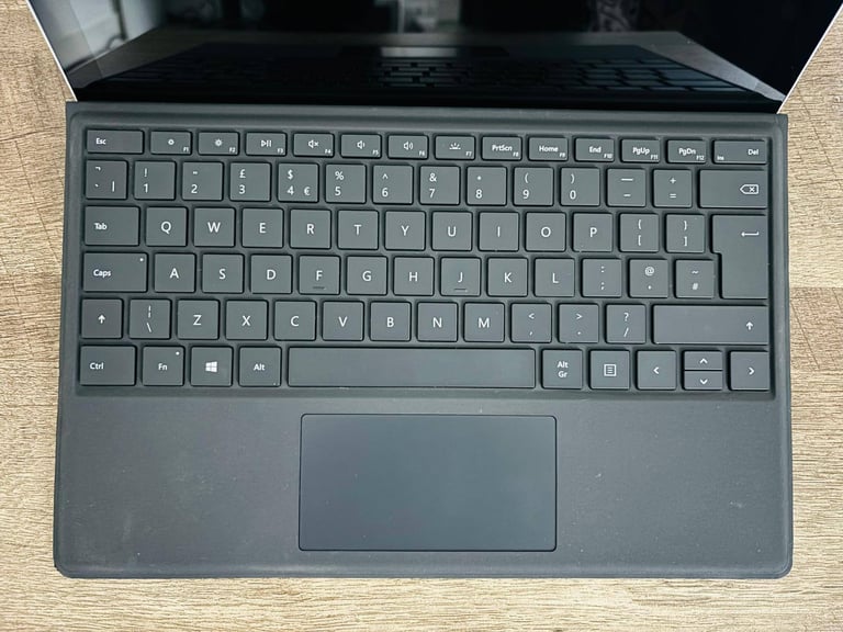 Microsoft Surface Pro 7 - i5, 8GB, 128GB