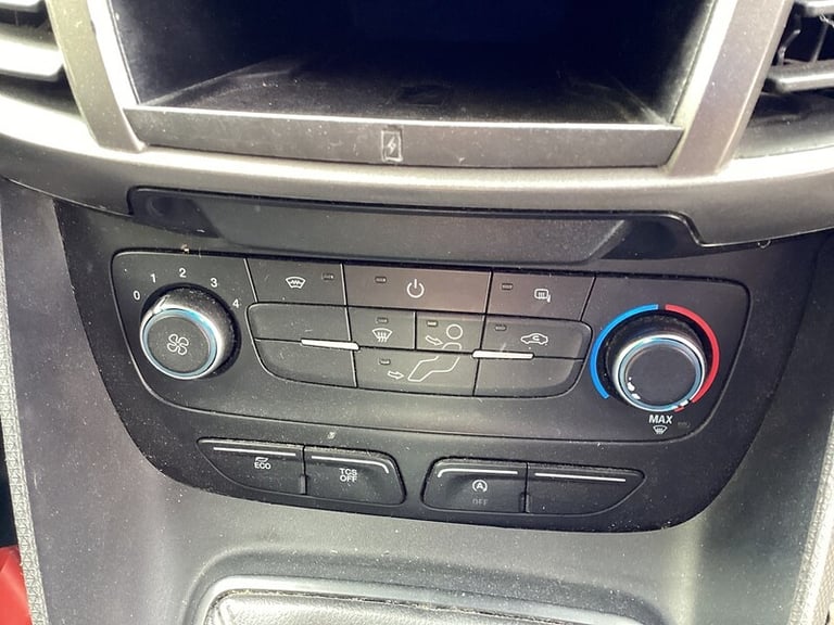 2020 Ford Transit Connect 200 EcoBlue Trend SWB Euro 6 SWB Panel Van Diesel Manual