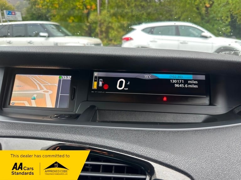 2012 Renault Scenic DYNAMIQUE TOMTOM DCI MPV Diesel Manual