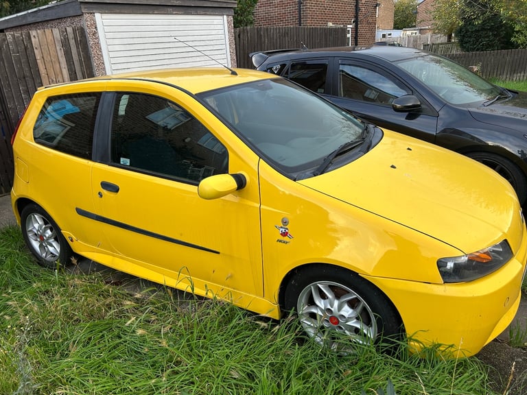 Fiat, PUNTO, Hatchback, 2002, Manual, 1747 (cc), 3 doors