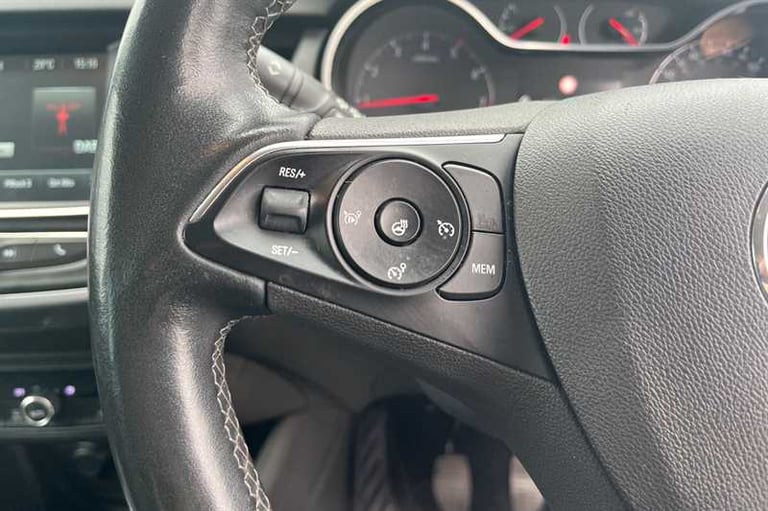 2021 Vauxhall Crossland 1.5 Turbo D Elite SUV 5dr Diesel Manual Euro 6 (s/s) (110 ps) SUV Diesel ...