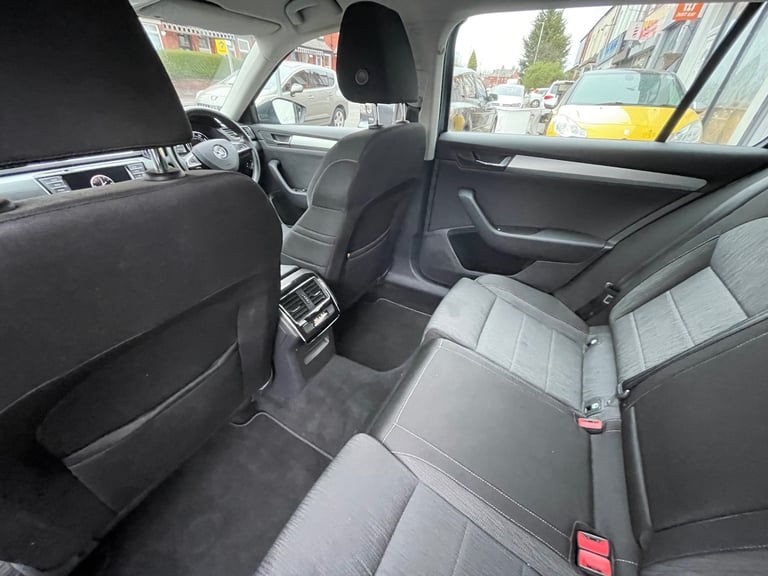 2017 Skoda Superb 2.0 TDI CR SE 5dr DSG ESTATE Diesel Automatic