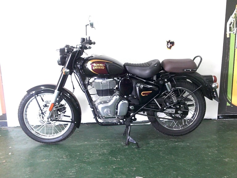2022 Royal Enfield CLASSIC 350 E5 Finished in black