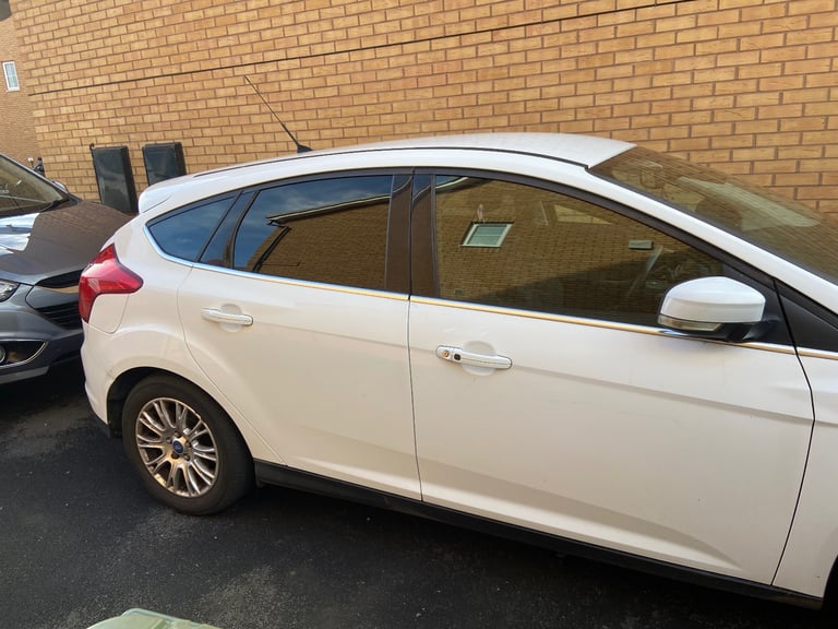 Ford, FOCUS, Hatchback, 2011, Manual, 1596 (cc), 5 doors