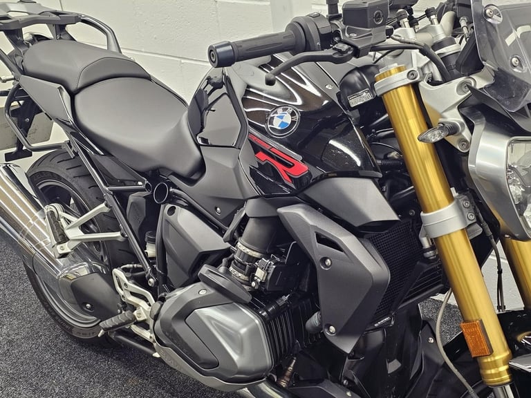 BMW R1250 R SE - FULL BMW HISTORY - LONG MOT 