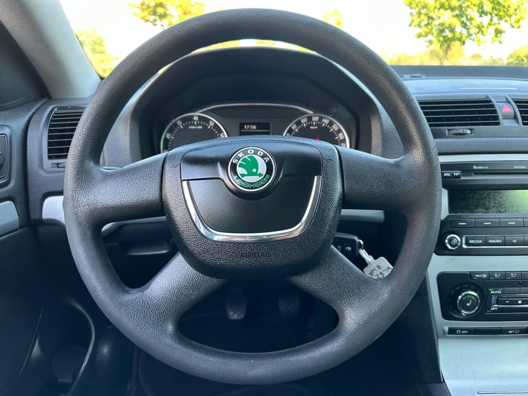 2013 Skoda Octavia 1.4 TSI SE Euro 5 5dr Petrol Manual