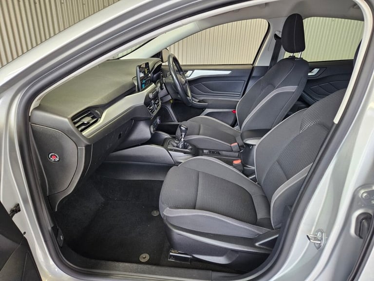 2019 Ford Focus 1.0T EcoBoost Zetec Hatchback 5dr Petrol Manual Euro 6 (s/s) (100 ps) Hatchback P...