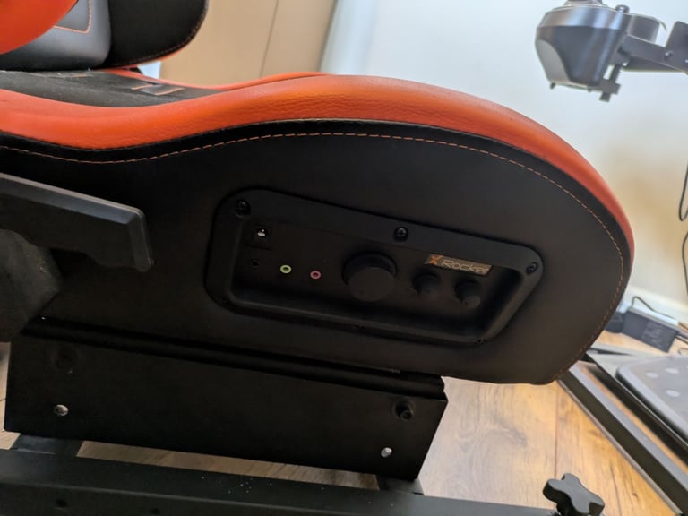 Xrocker racing seat and Logitech G920