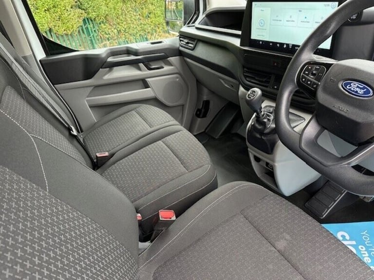 2025 Ford Transit Custom T320 2.0TDCi TREND DCIV 6 Seat SWB L1 110PS Combi Van Diesel Manual