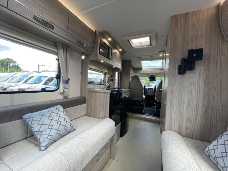 Elddis Majestic 120 2 Berth 2 Belt End lounge motorhome 3500kg