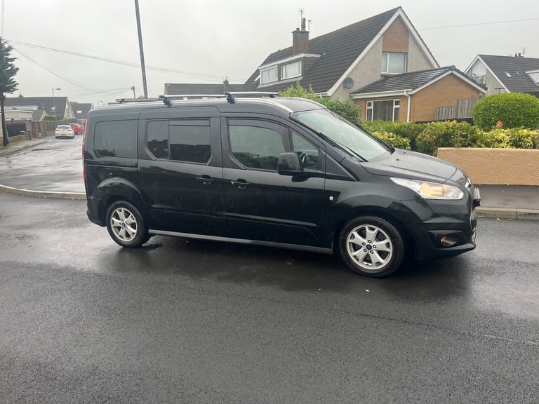 image for Ford, GRAND TOURNEO CONNECT, MPV, 7 seater 2015, Manual, 1498 (cc), 5 doors