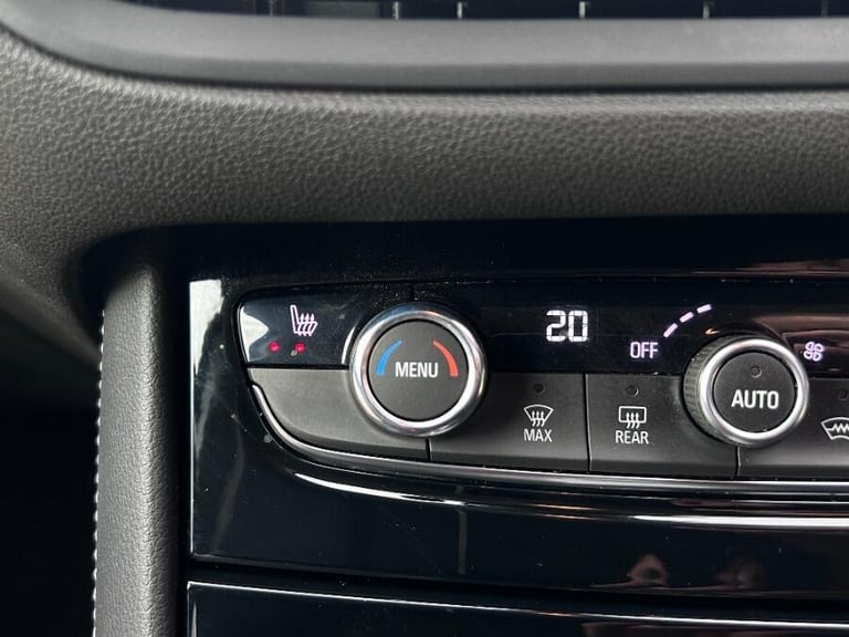 2023 Vauxhall Crossland X 1.6 14.2kwh Ultimate Suv 5dr Petrol Plug In Hybrid Auto Euro 6 (s/s) (2...