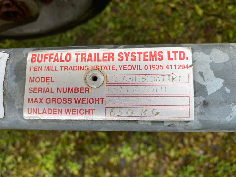 Heavy duty tri-axle 17x7ft 3.5 ton trailer 