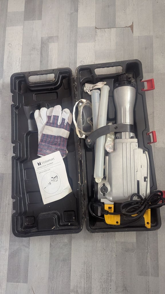 Voilamart 1800w demolition hammer