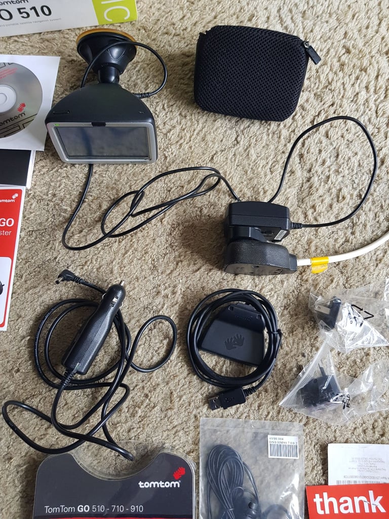 TomTom Go 510 Sat Nav GPS Traffic Edition with all its Accesories and Original box