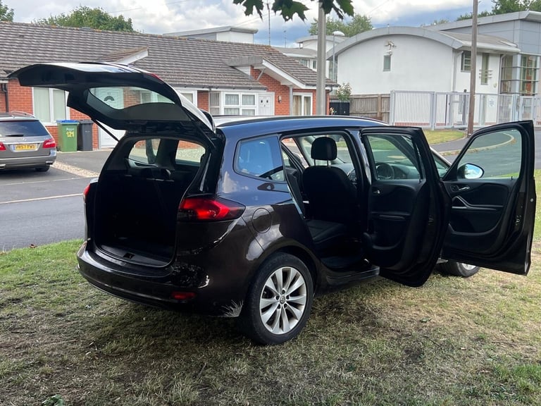 2014 Vauxhall Zafira 2.0 CDTi Exclusiv 5dr MPV Diesel Manual