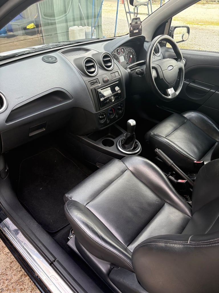 Ford, FIESTA, Hatchback, 2008, Manual, 1596 (cc), 3 doors