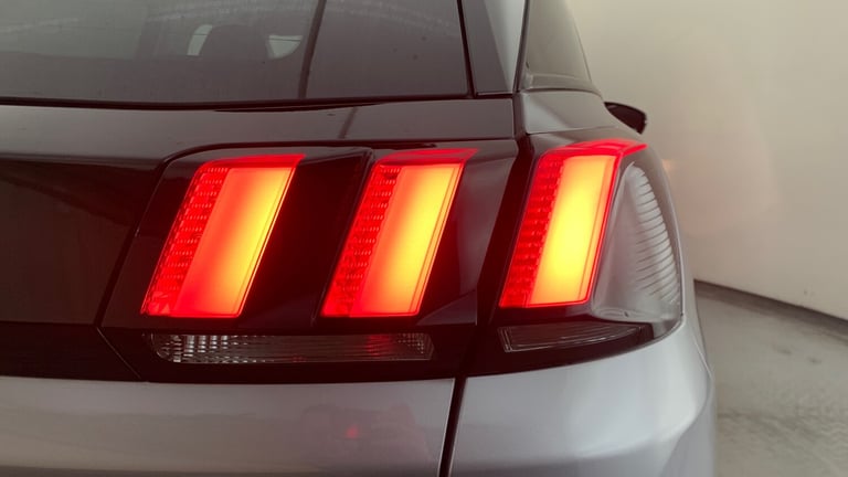 2020 Peugeot 3008 1.2 PureTech GPF Allure SUV 5dr Petrol EAT Euro 6 (s/s) (130 ps) SUV Petrol Aut...