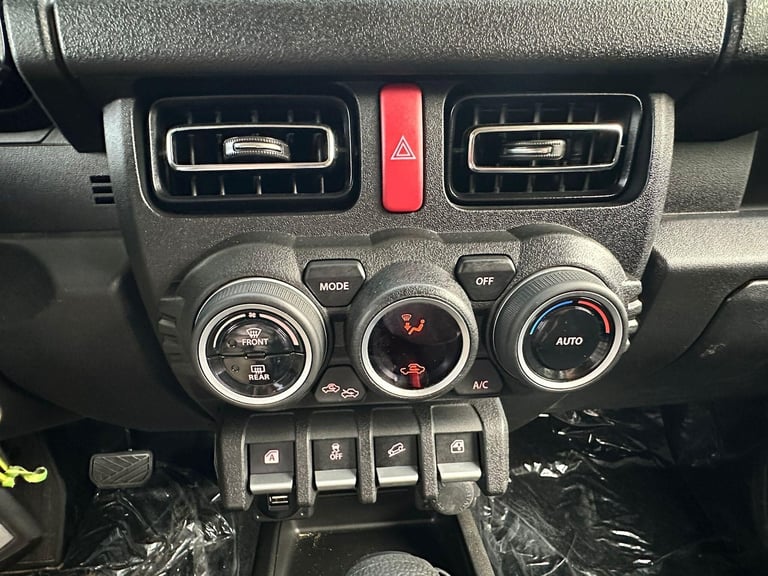  Suzuki Jimny SIERRA 4WD JC 1.5 4WD AUTO Euro 6 5dr Petrol Automatic