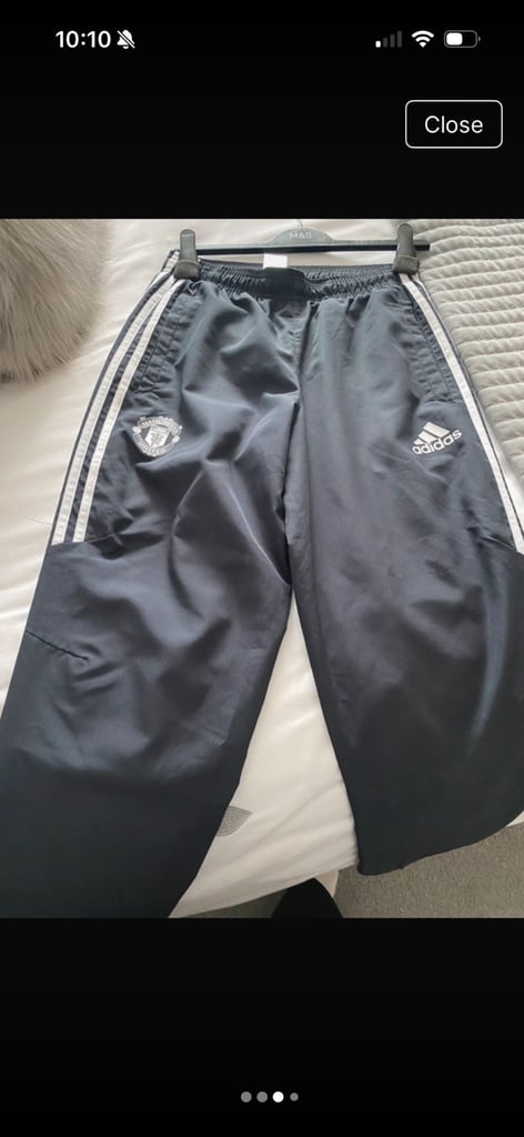Man Utd adidas bottoms