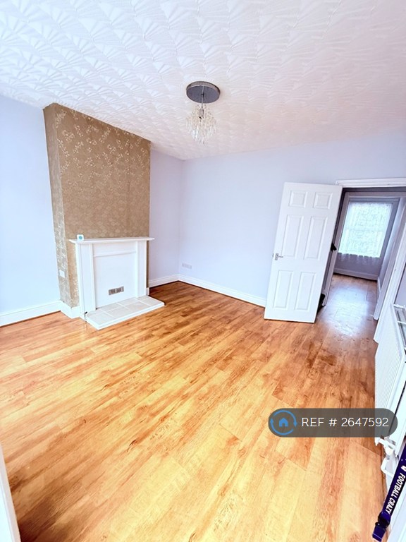3 bedroom house in Belsize Avenue, Peterborough, PE2 (3 bed) (#2647592)